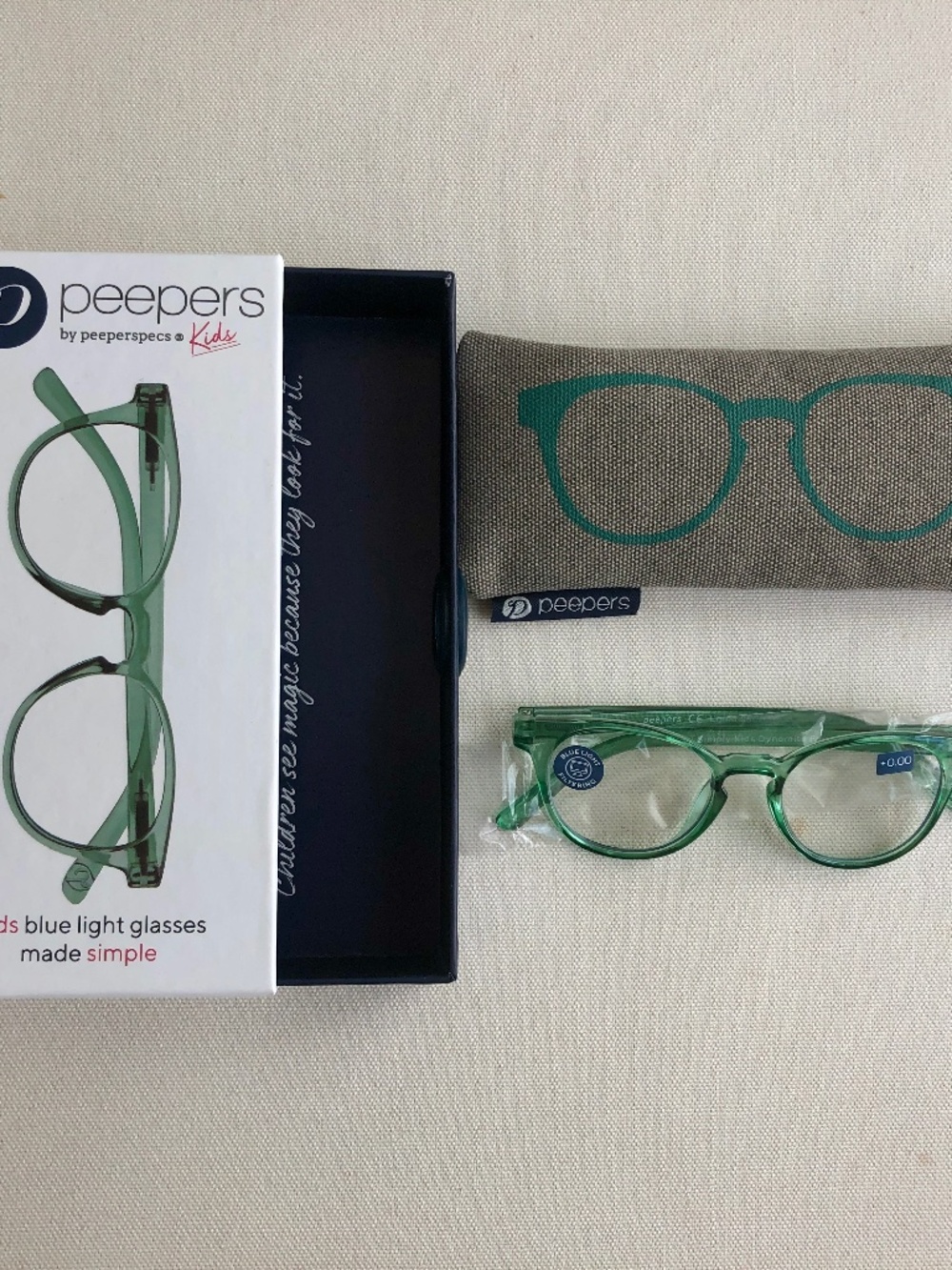 NEW Peepers Kids Blue Light Filtering Green‎ Glasses No Correction w/case